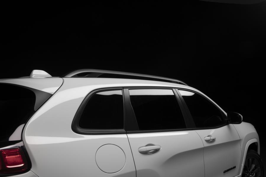 Детали экстерьера Jeep Cherokee S (KL) 2019 года  (фото 3 из 9)